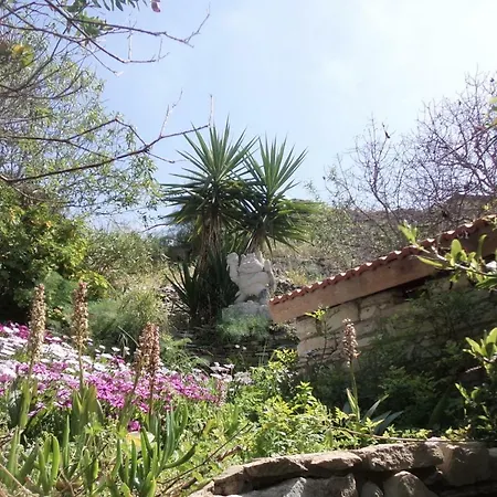 Lantana Stone House Tatil Evi