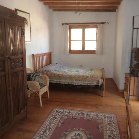 Lantana Stone House * Lemona