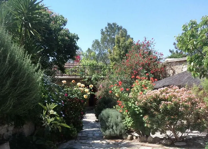 Lantana Stone House Lemona